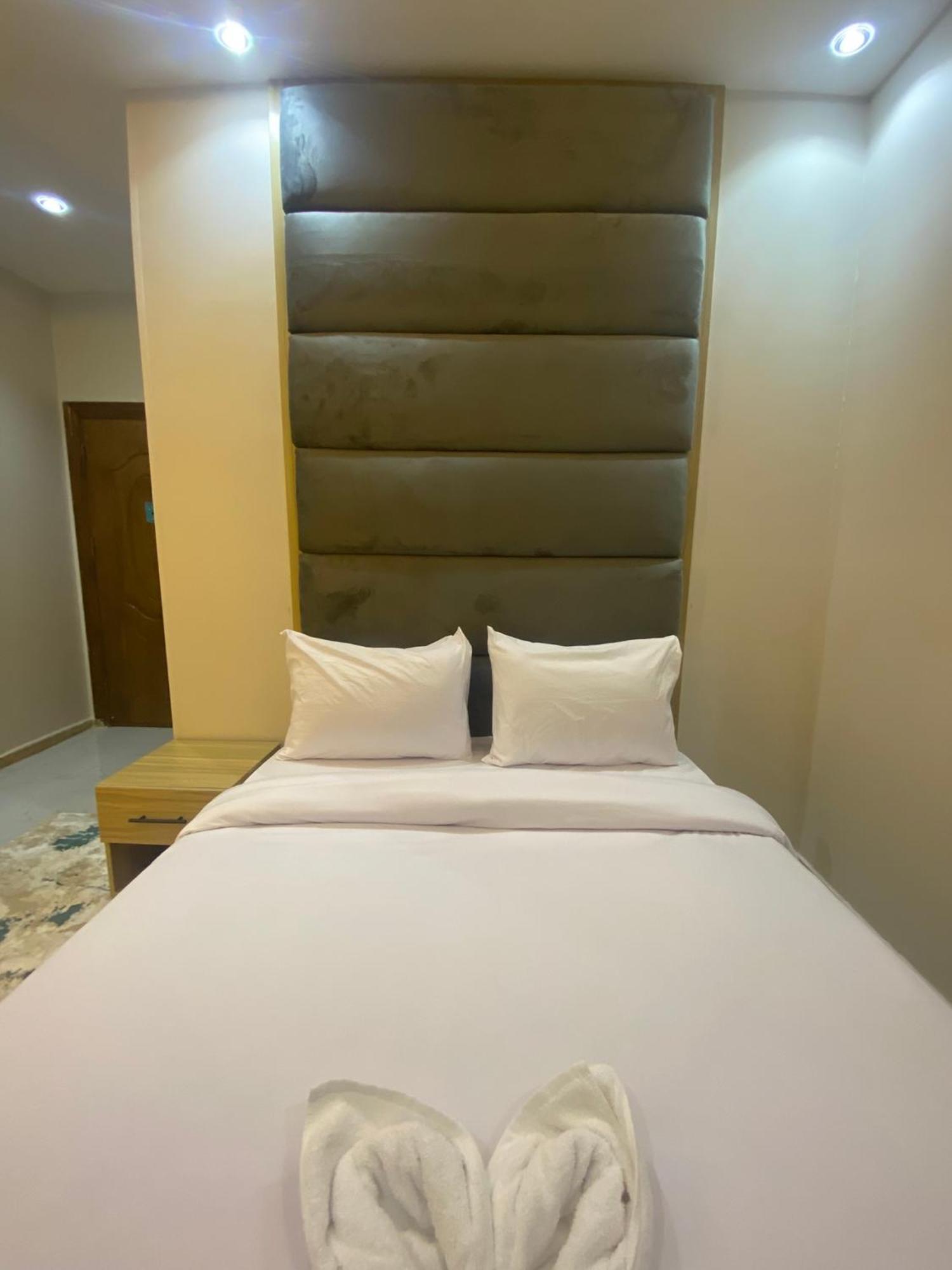 Rehana Pyramids Hotel Kafrat al Jabal Exterior photo