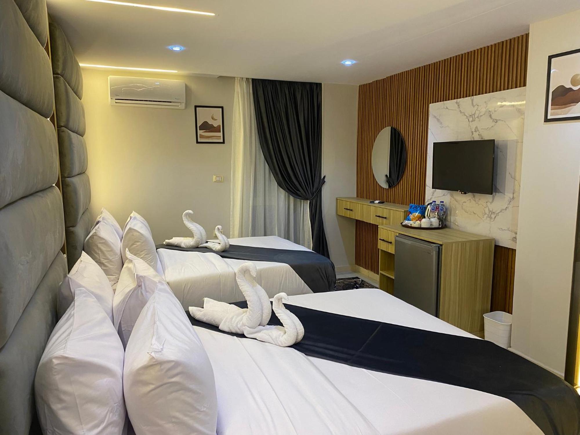 Rehana Pyramids Hotel Kafrat al Jabal Exterior photo